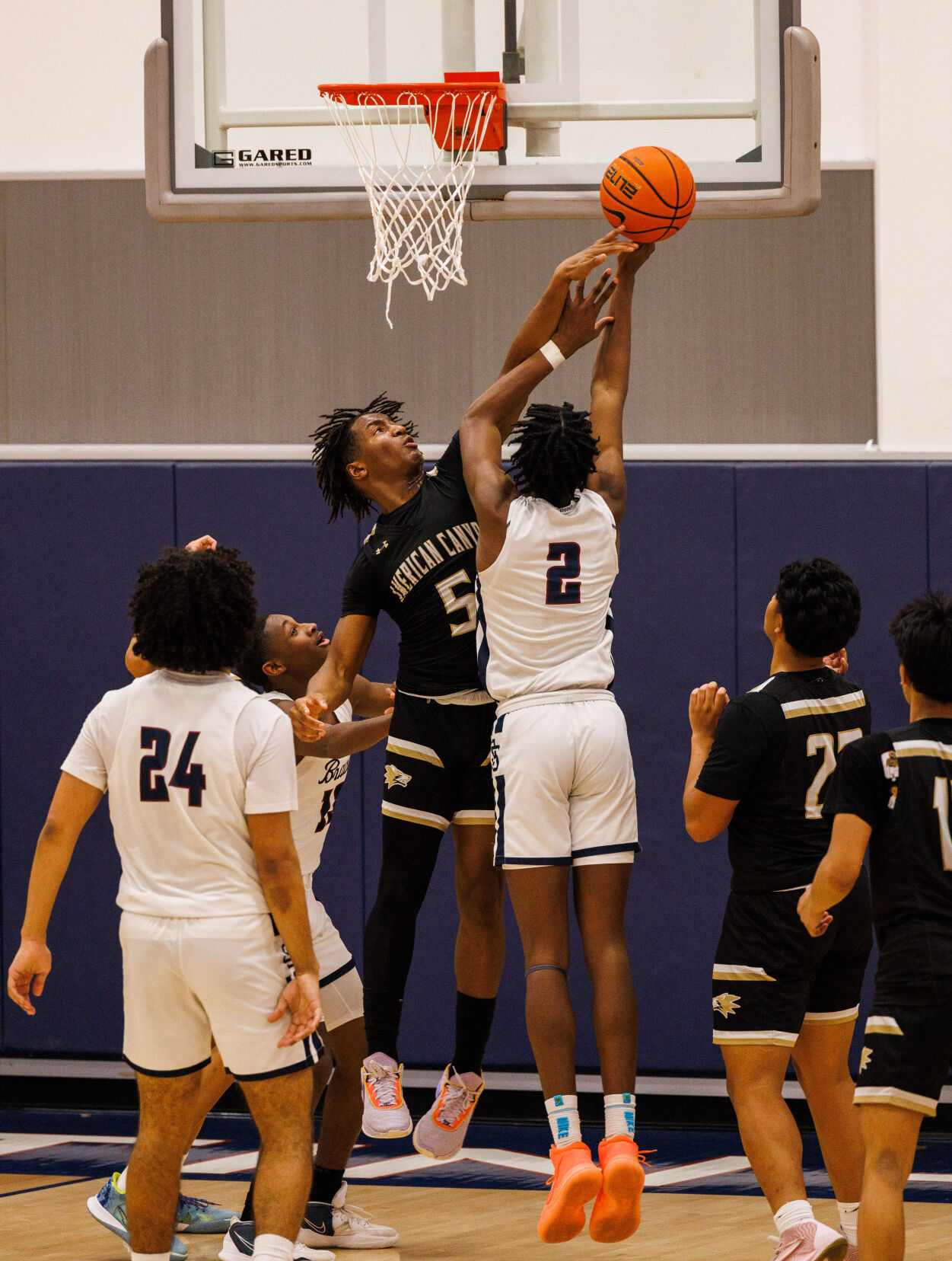 Justin-Siena vs. American Canyon boys basketball 6